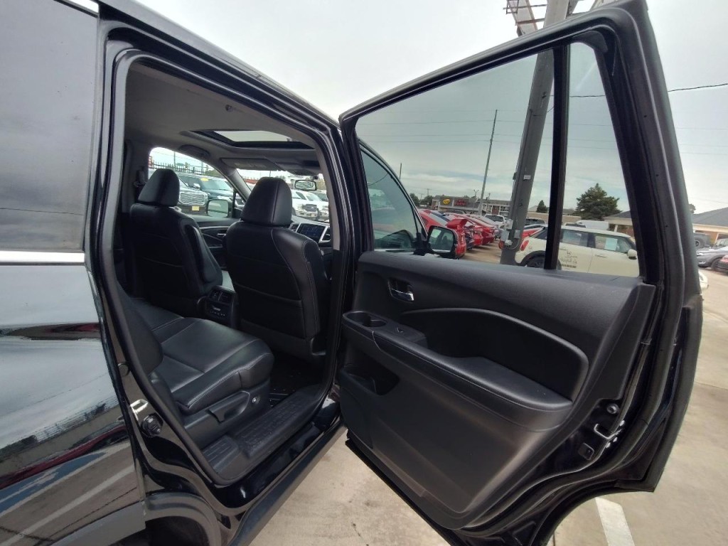 2017 Honda Pilot Image 41