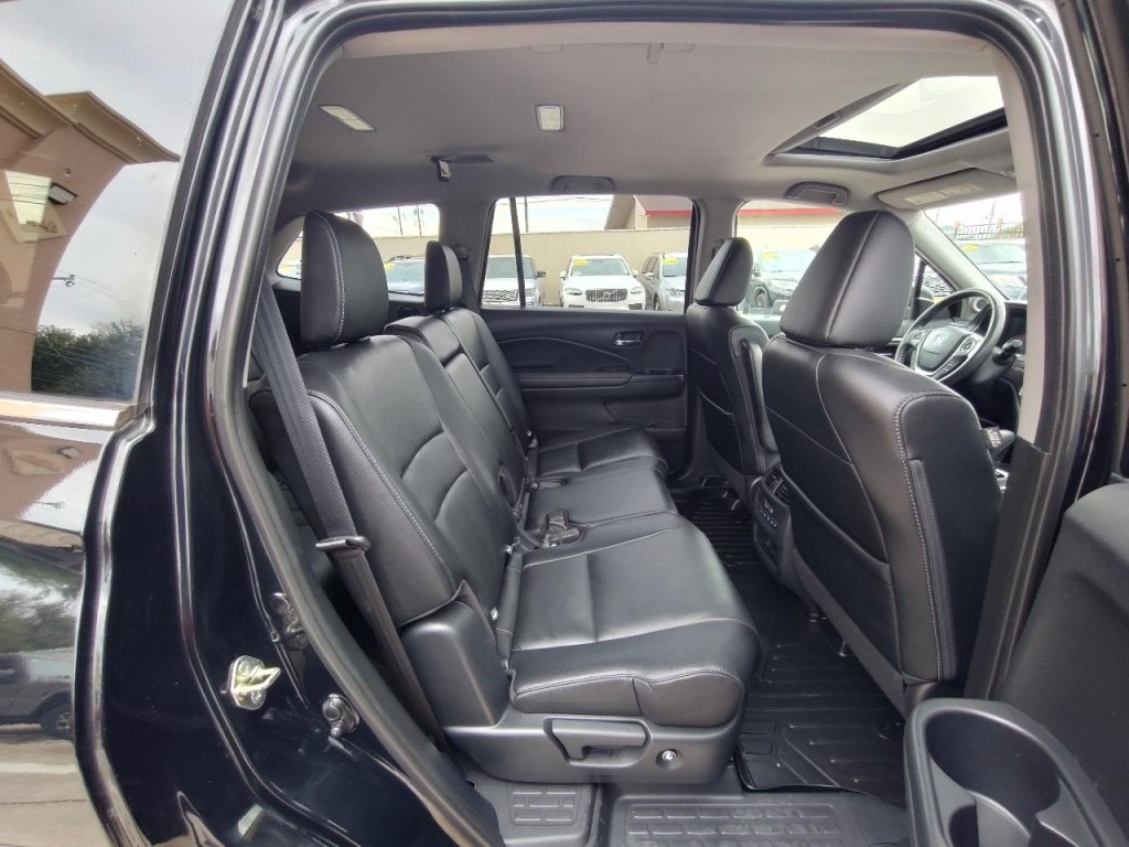 2017 Honda Pilot Image 44
