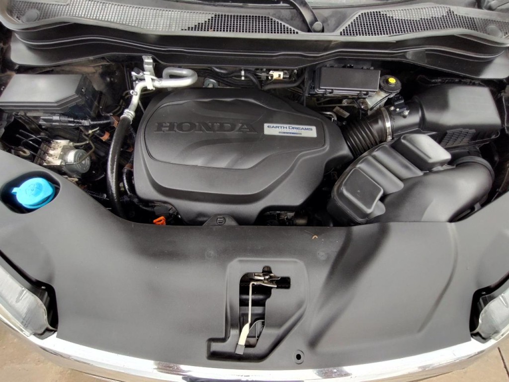 2017 Honda Pilot Image 56