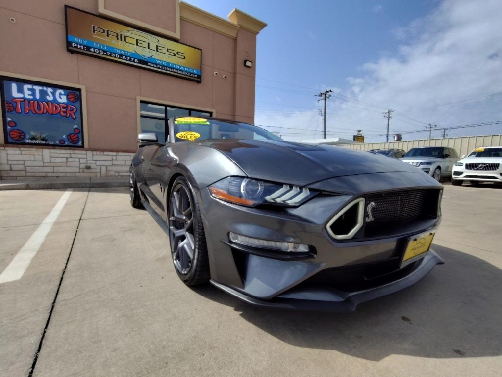 2018 Ford Mustang Image 2