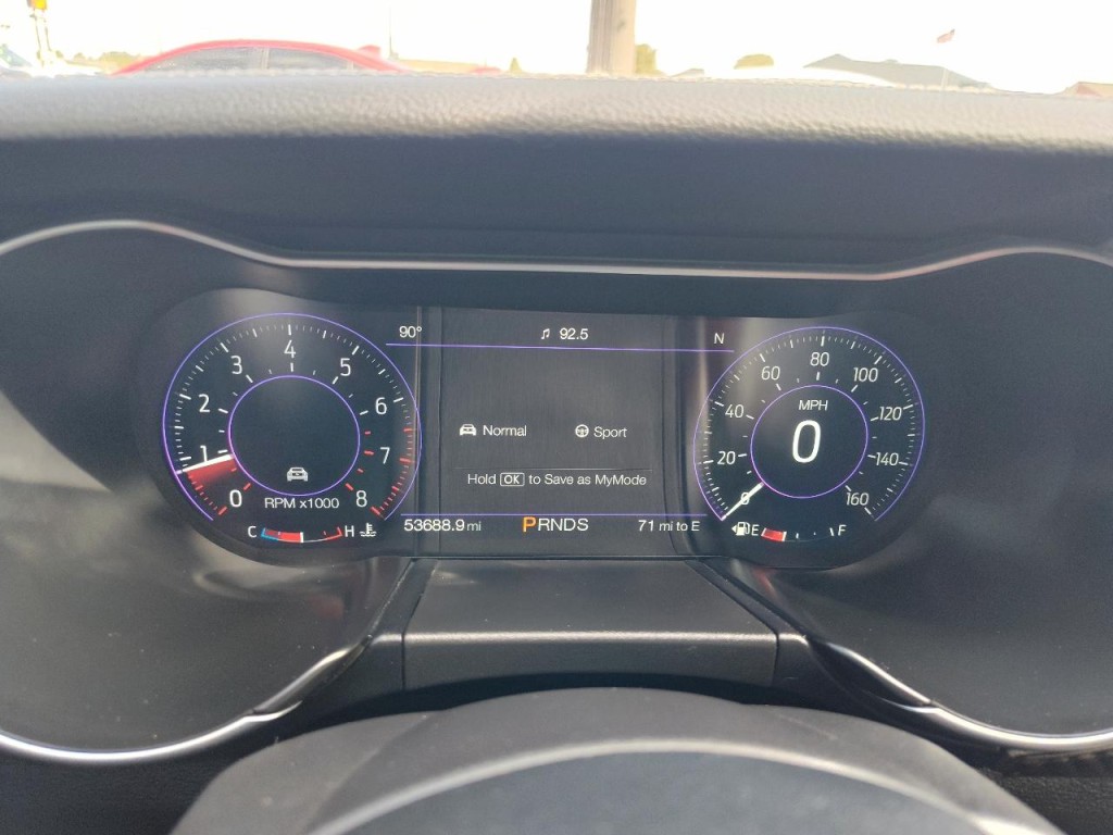 2018 Ford Mustang Image 32