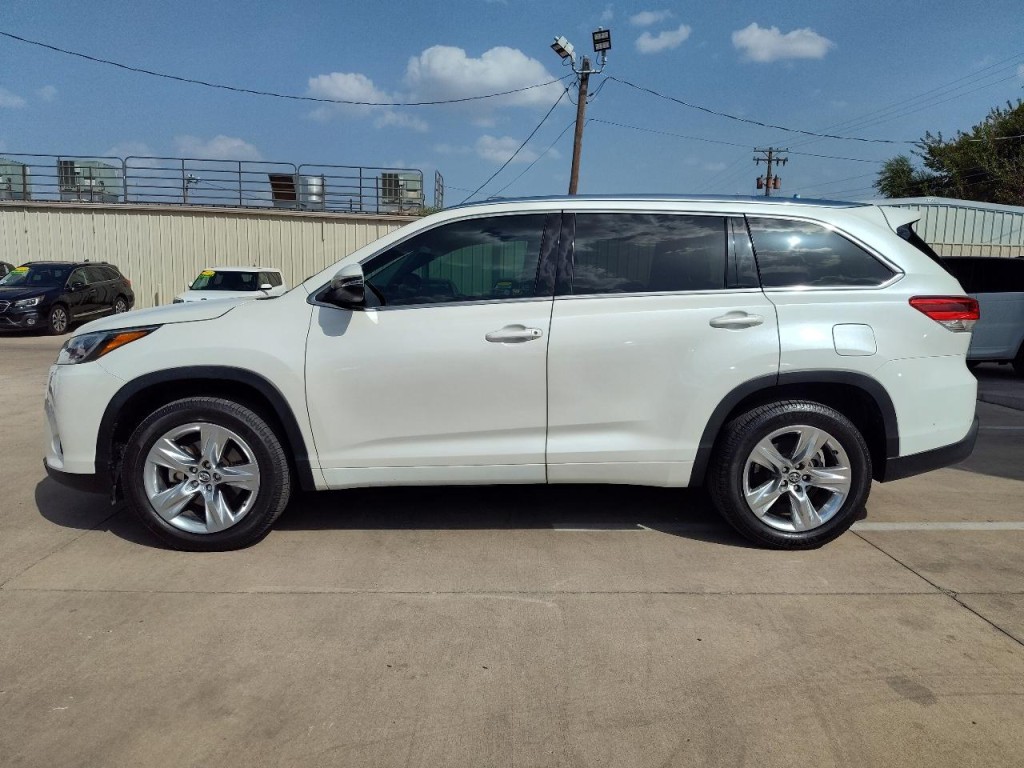 2018 Toyota Highlander Image 7