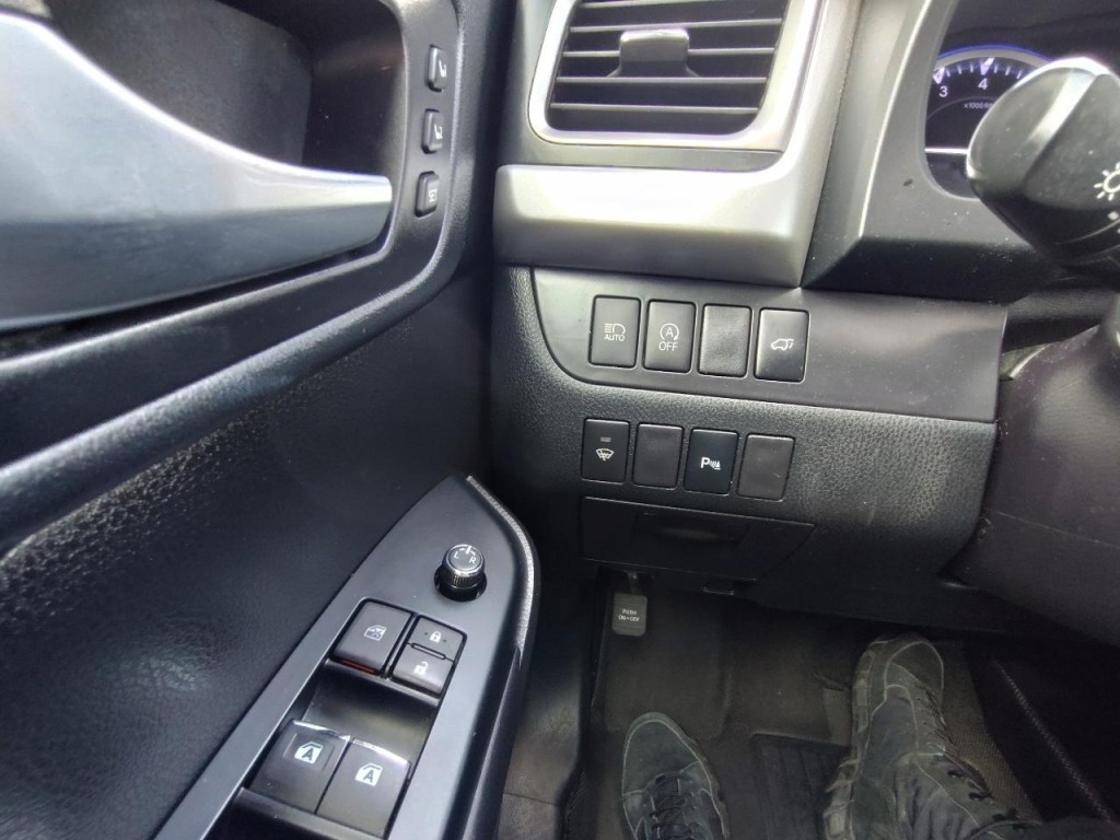 2018 Toyota Highlander Image 20