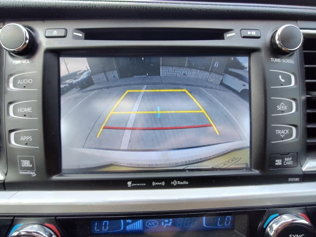 2018 Toyota Highlander Image 25