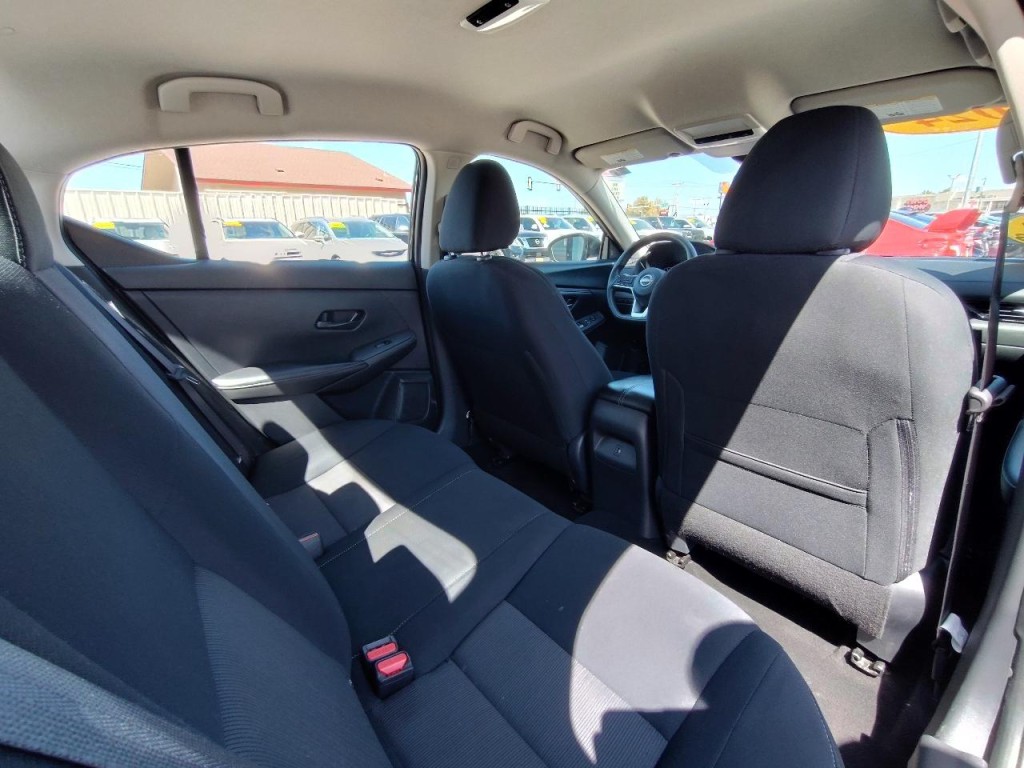 2024 Nissan Sentra Image 38