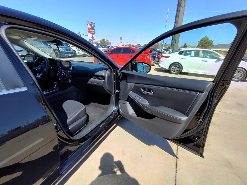 2024 Nissan Sentra Image 39