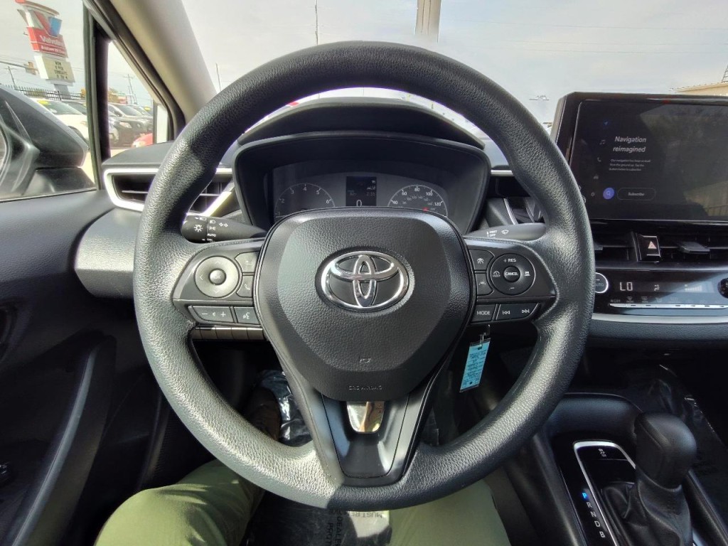 2025 Toyota Corolla Image 17
