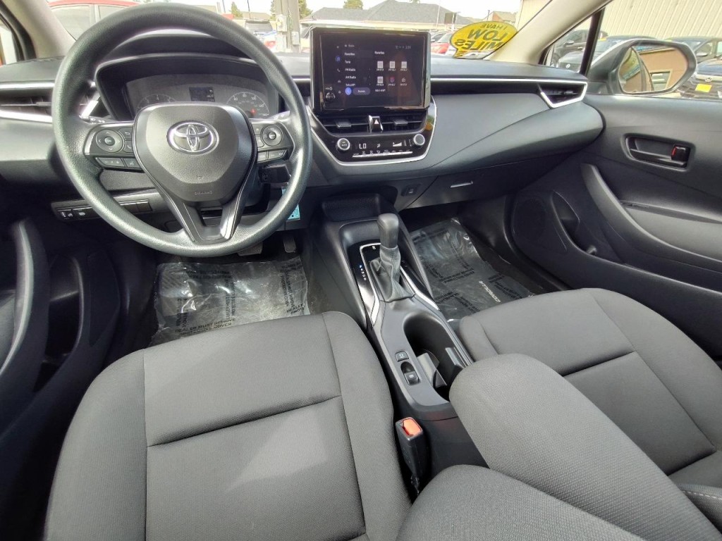 2025 Toyota Corolla Image 36