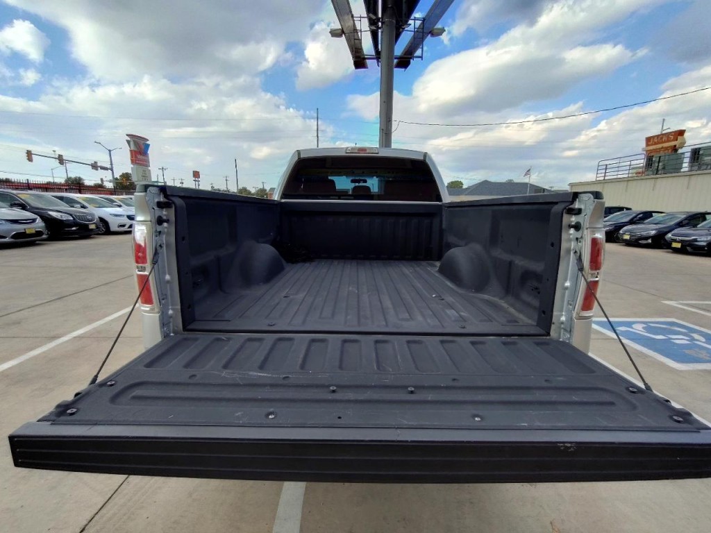 2014 Ford F-150 Image 32