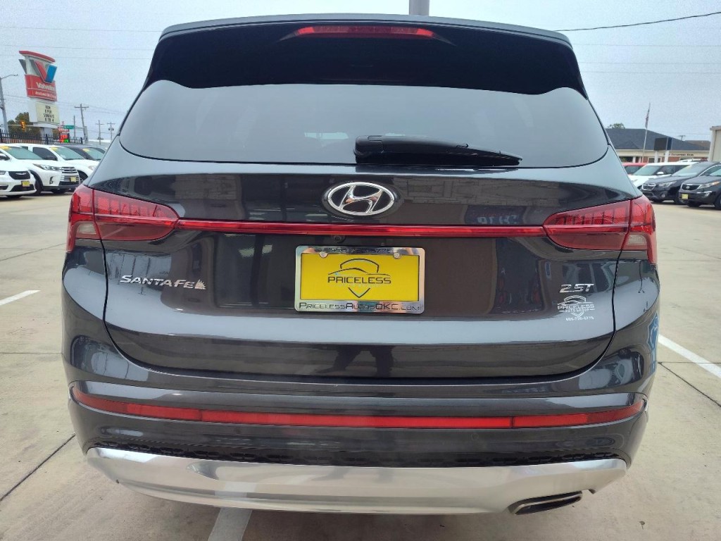 2022 Hyundai Santa Fe Image 5