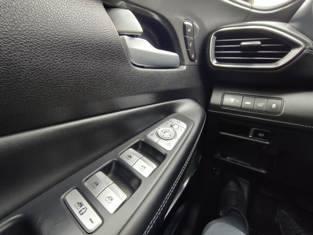 2022 Hyundai Santa Fe Image 19