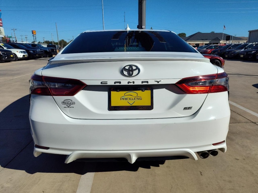 2021 Toyota Camry Image 5