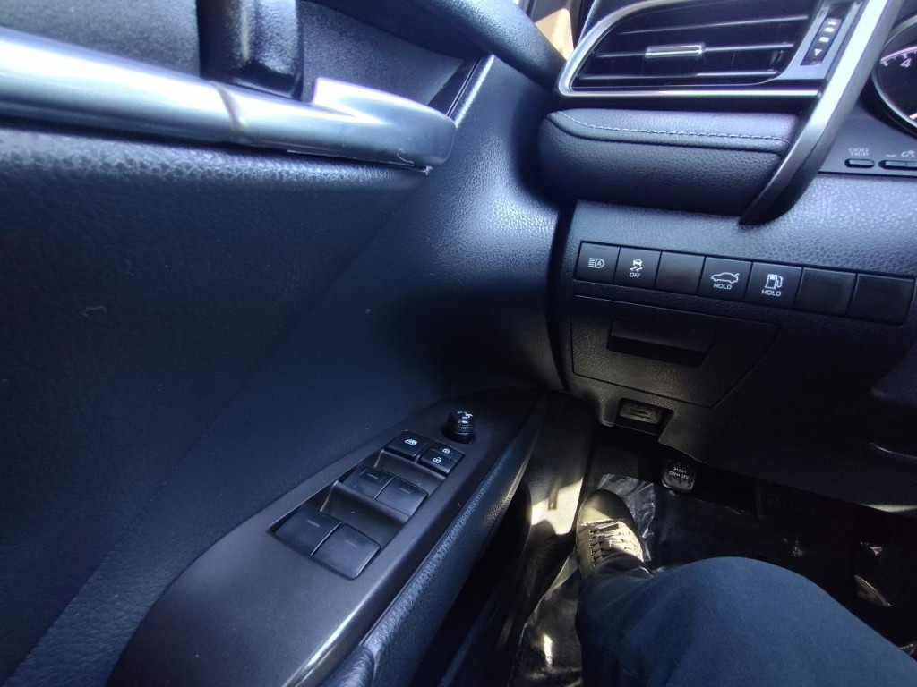 2021 Toyota Camry Image 18