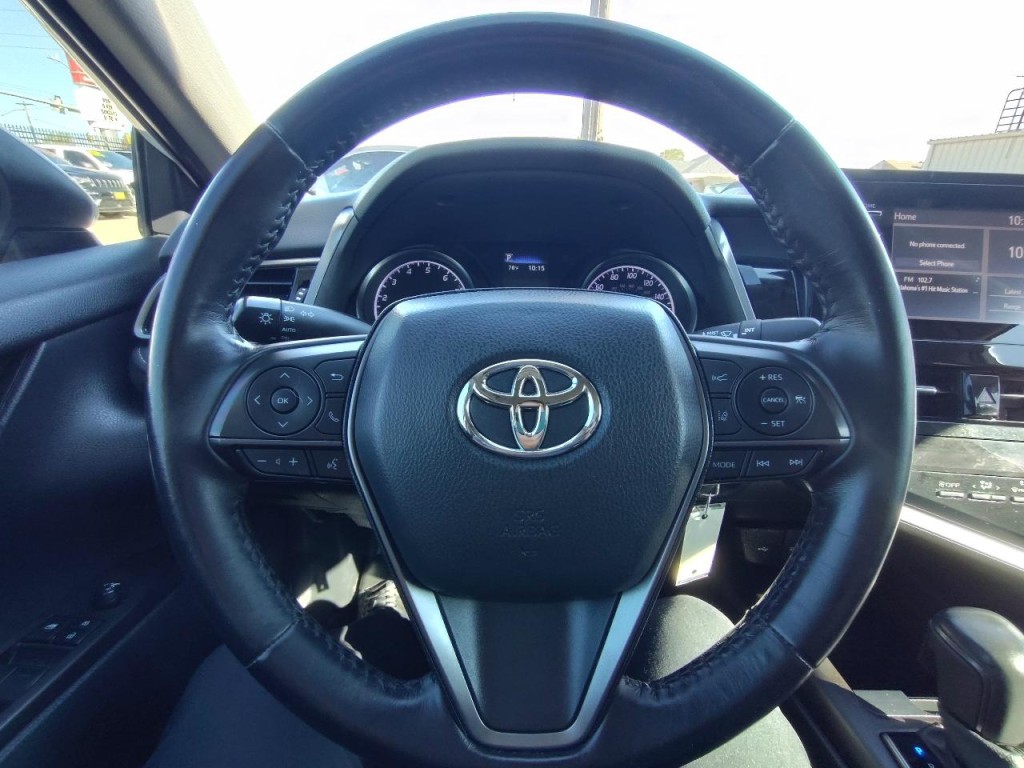 2021 Toyota Camry Image 19