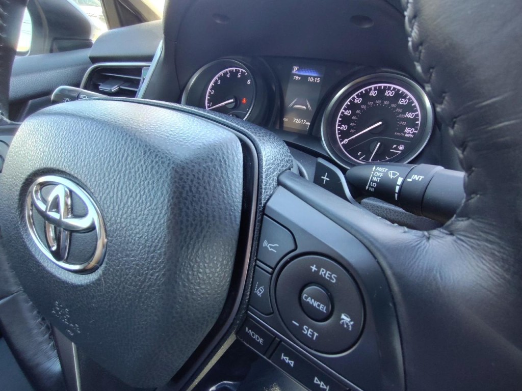 2021 Toyota Camry Image 21