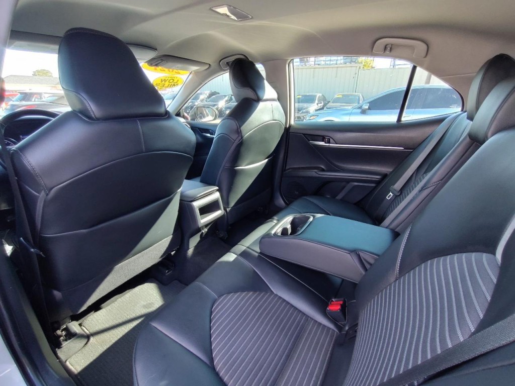 2021 Toyota Camry Image 33
