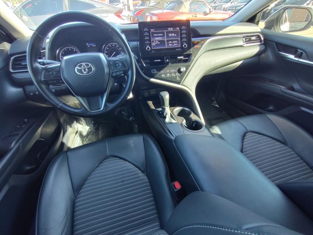 2021 Toyota Camry Image 35