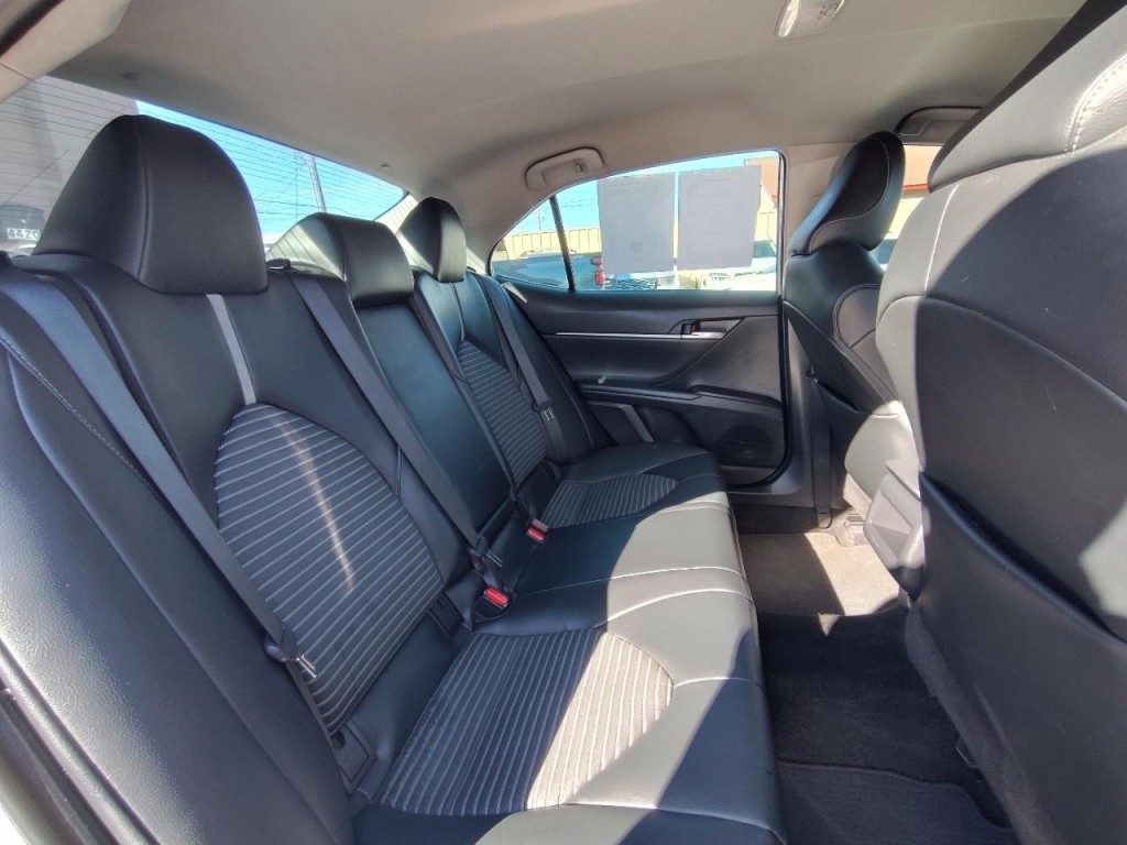 2021 Toyota Camry Image 39