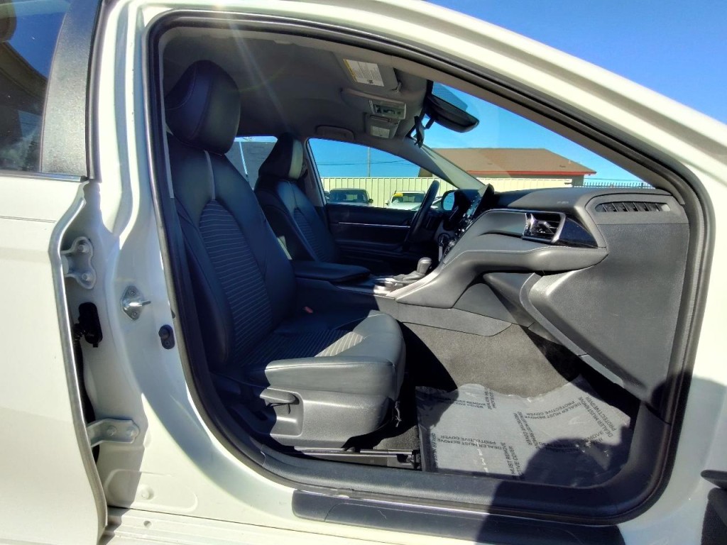 2021 Toyota Camry Image 42