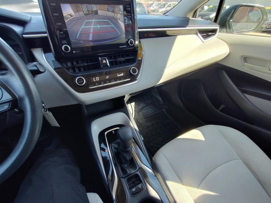 2022 Toyota Corolla Image 21