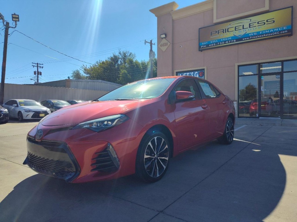2017 Toyota Corolla Image 8