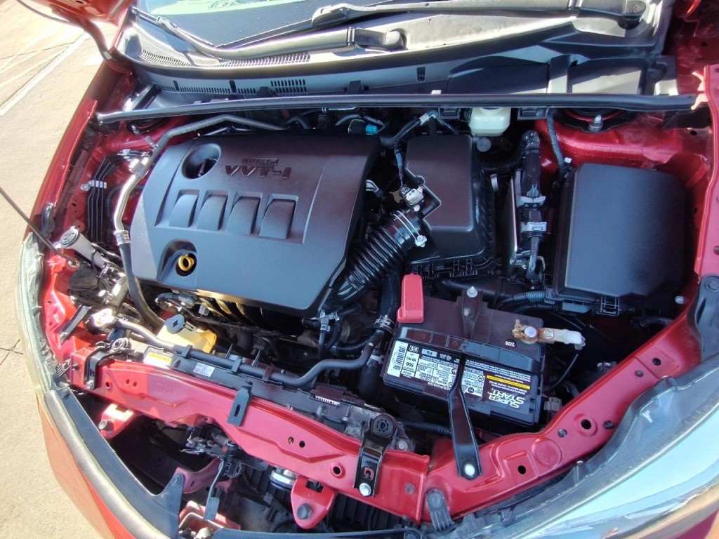 2017 Toyota Corolla Image 12