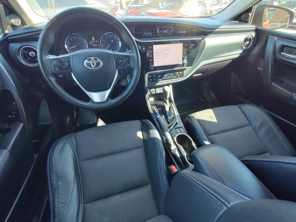 2017 Toyota Corolla Image 33