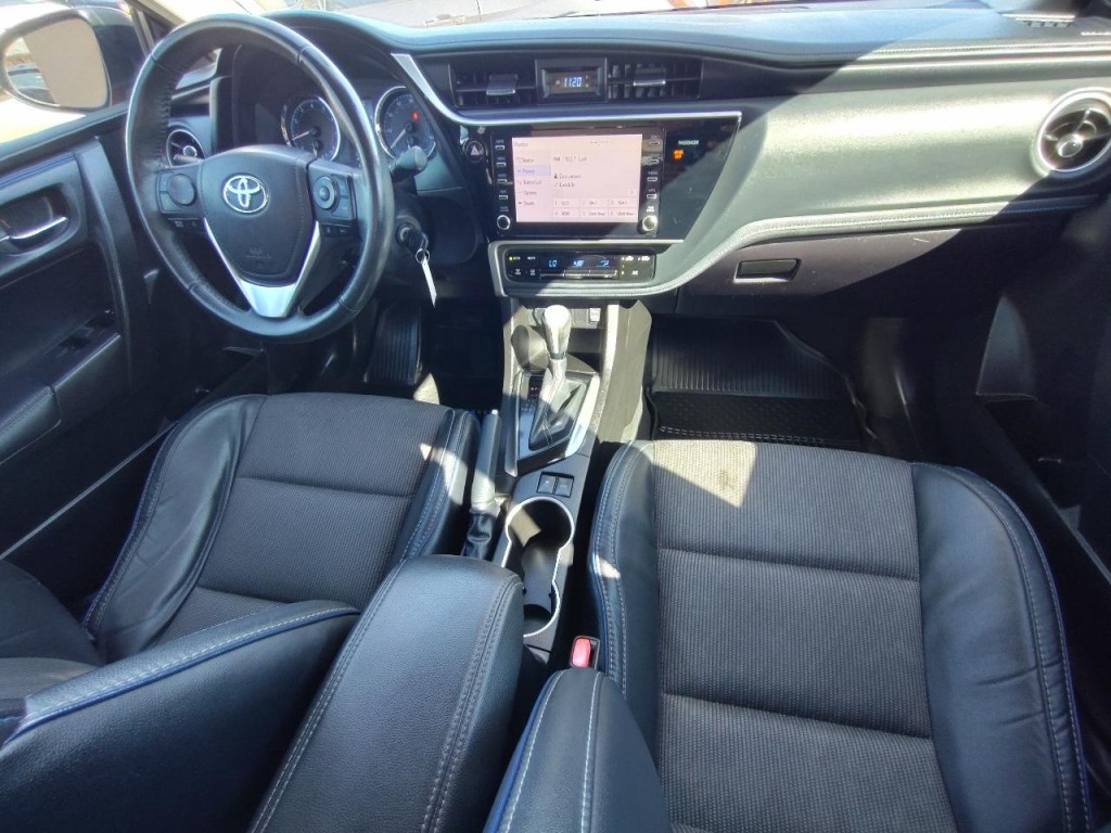 2017 Toyota Corolla Image 34