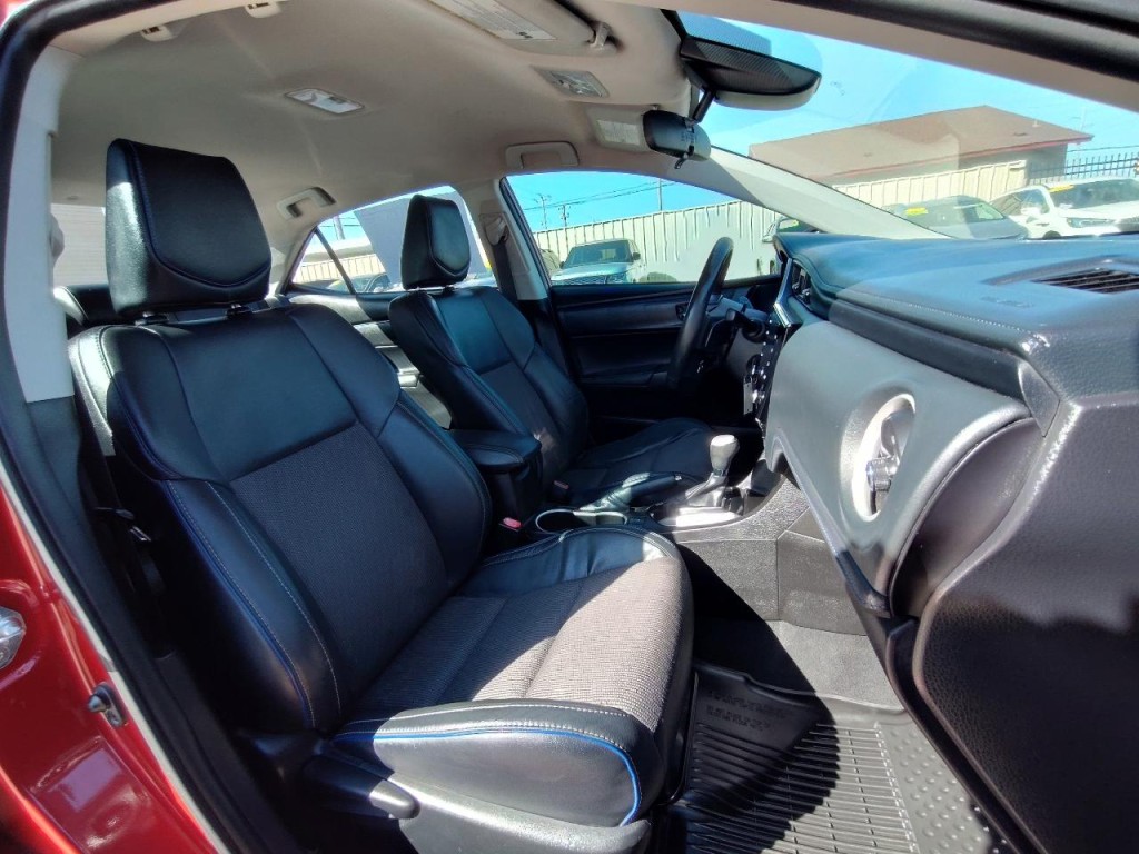 2017 Toyota Corolla Image 41