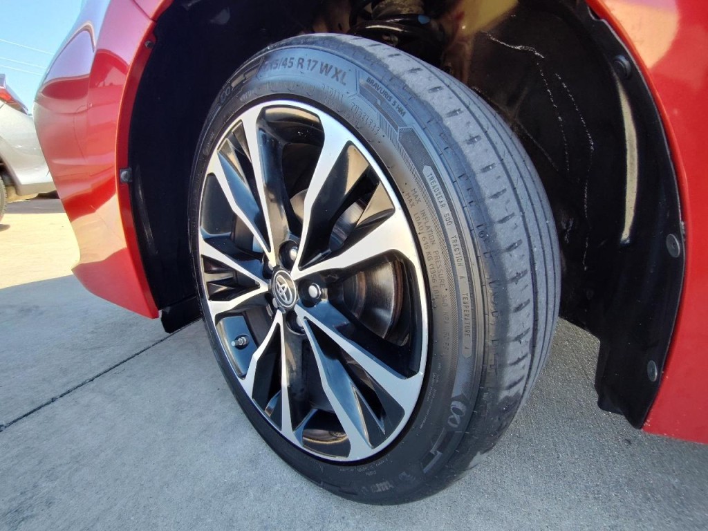 2017 Toyota Corolla Image 45