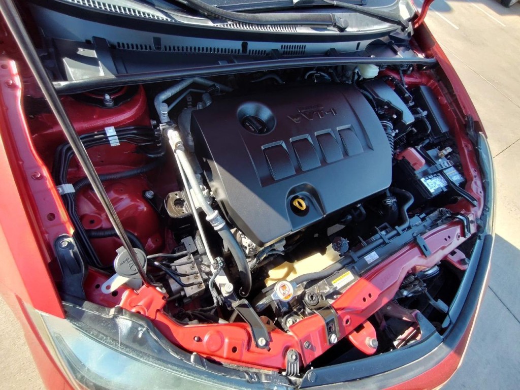 2017 Toyota Corolla Image 48