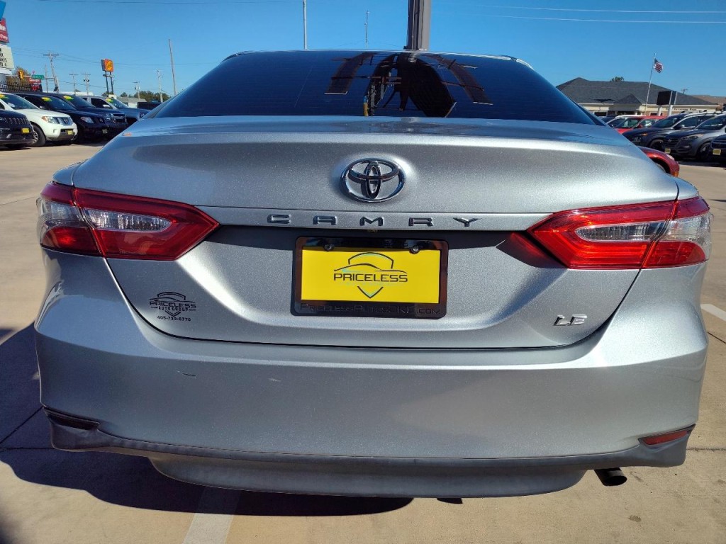 2018 Toyota Camry Image 4