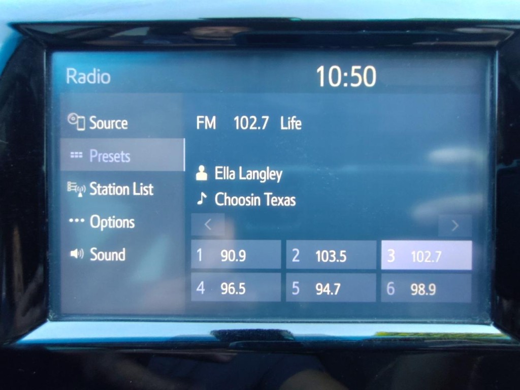 2018 Toyota Camry Image 26