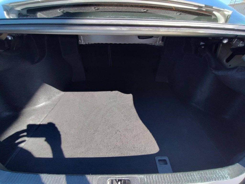 2018 Toyota Camry Image 47