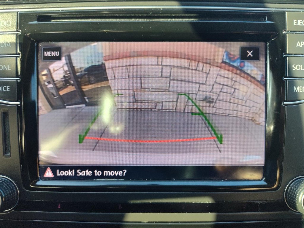 2019 Volkswagen Passat Image 26