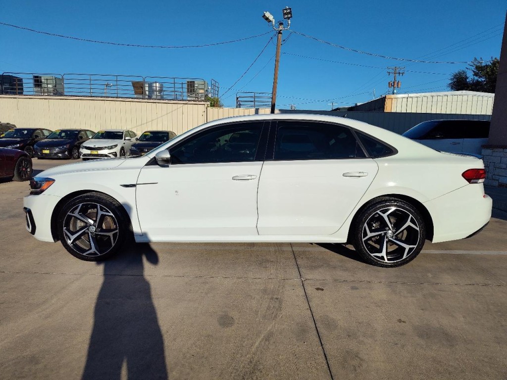 2020 Volkswagen Passat Image 6