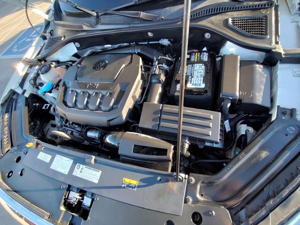 2020 Volkswagen Passat Image 12