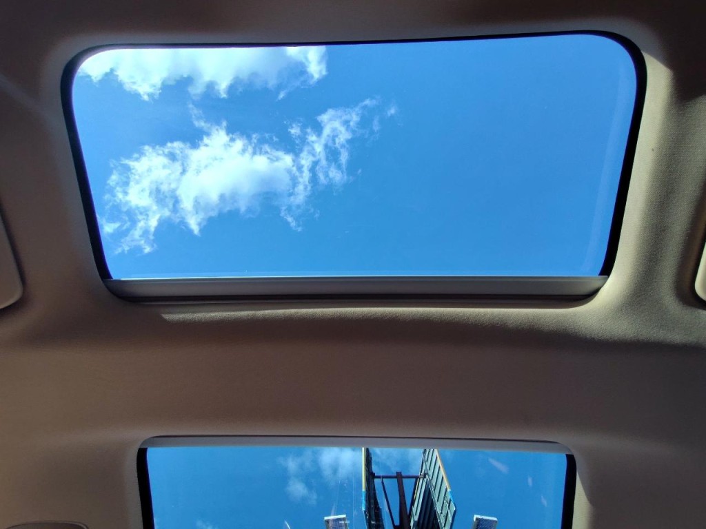 2018 Porsche Panamera Image 44