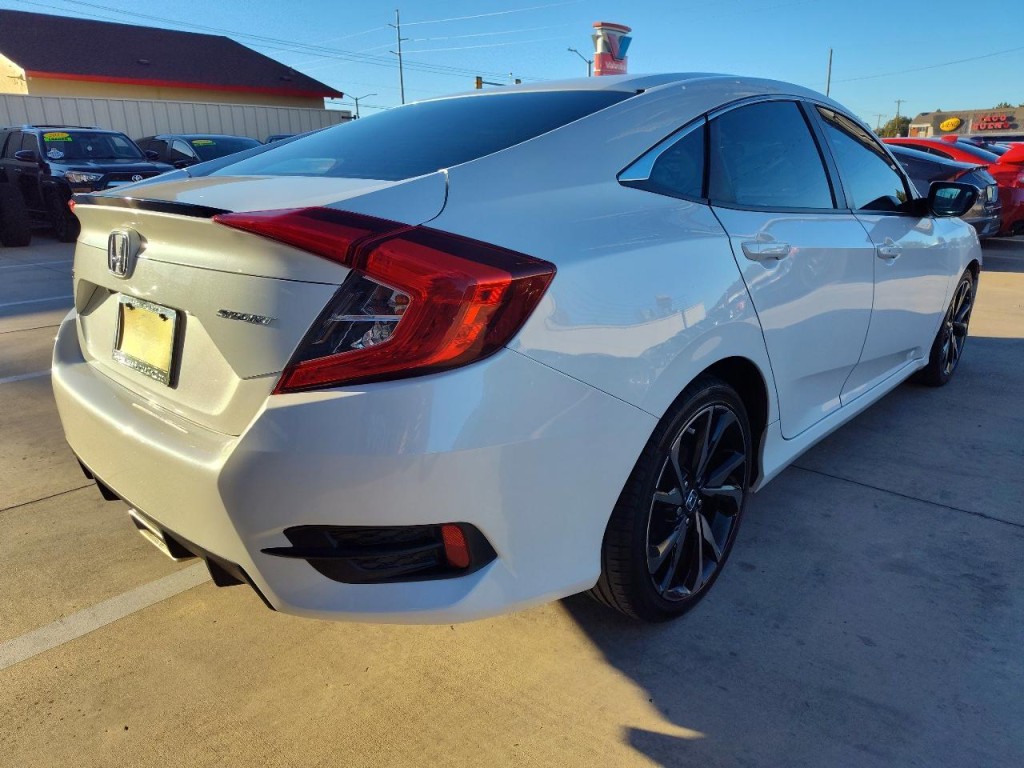 2019 Honda Civic Image 4
