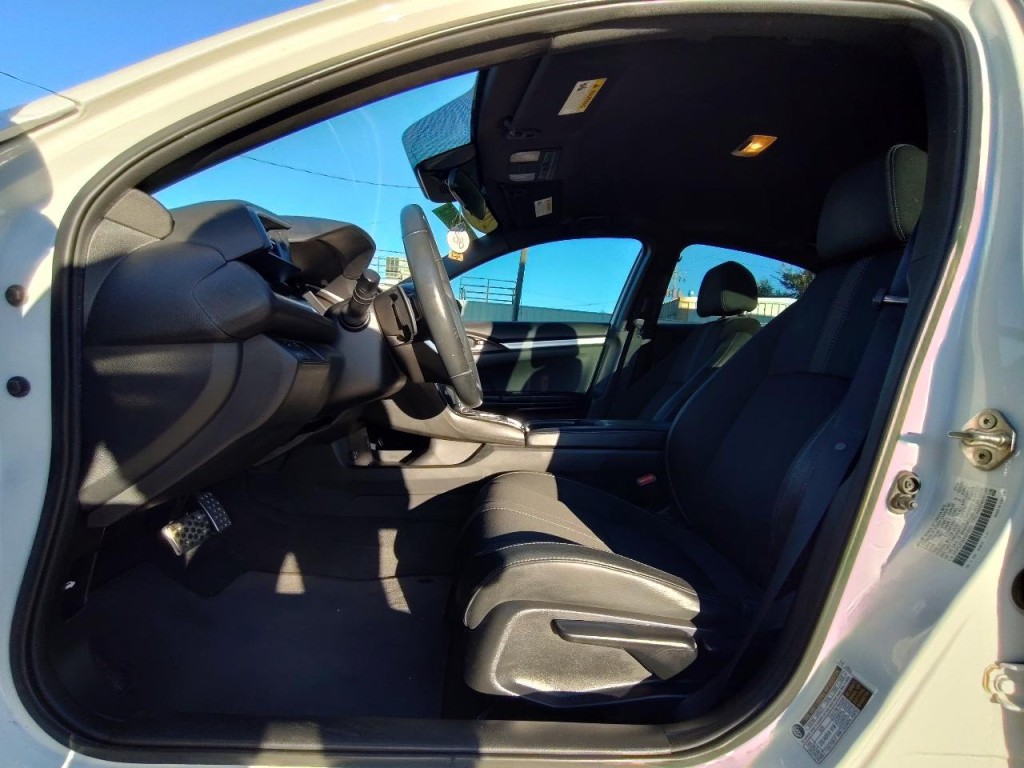 2019 Honda Civic Image 15