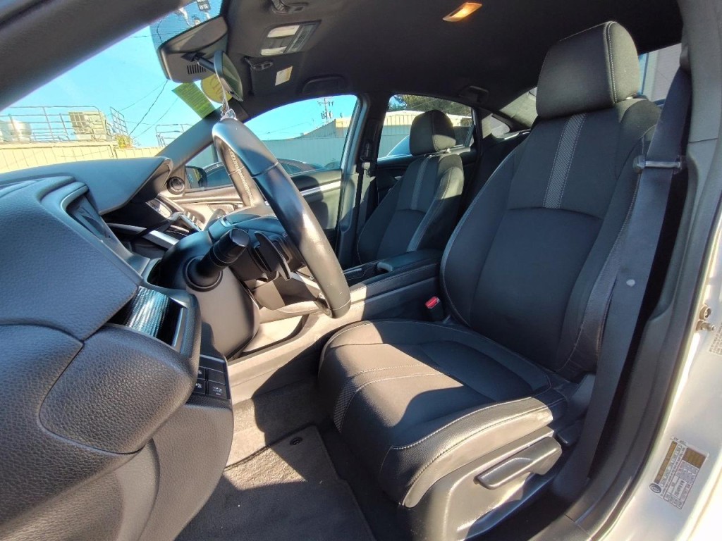 2019 Honda Civic Image 16
