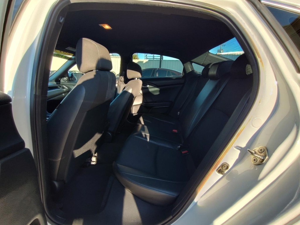2019 Honda Civic Image 30