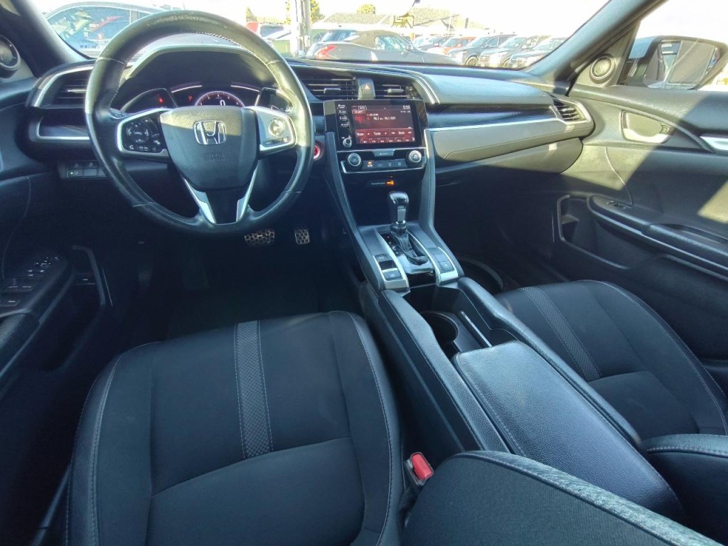 2019 Honda Civic Image 34