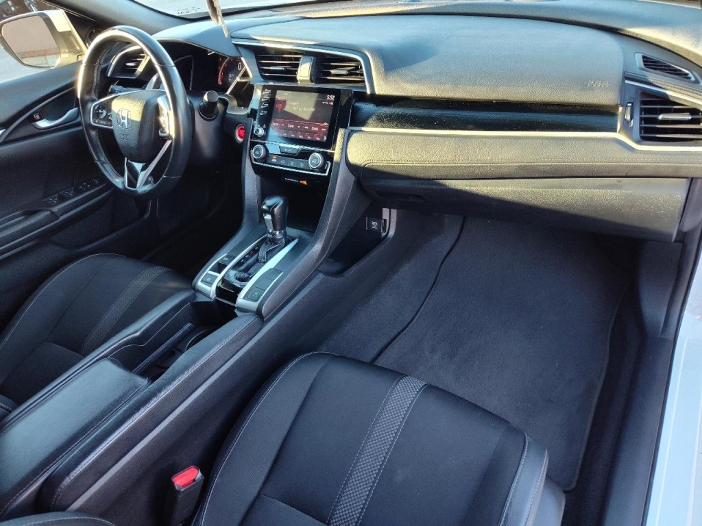 2019 Honda Civic Image 43