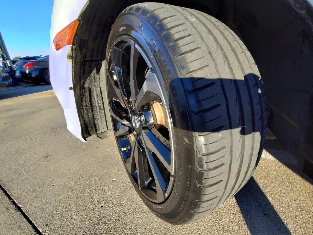 2019 Honda Civic Image 47
