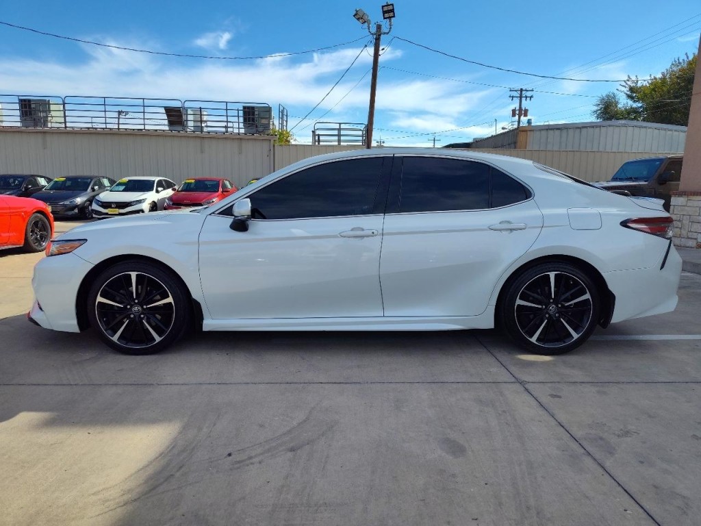 2018 Toyota Camry Image 7