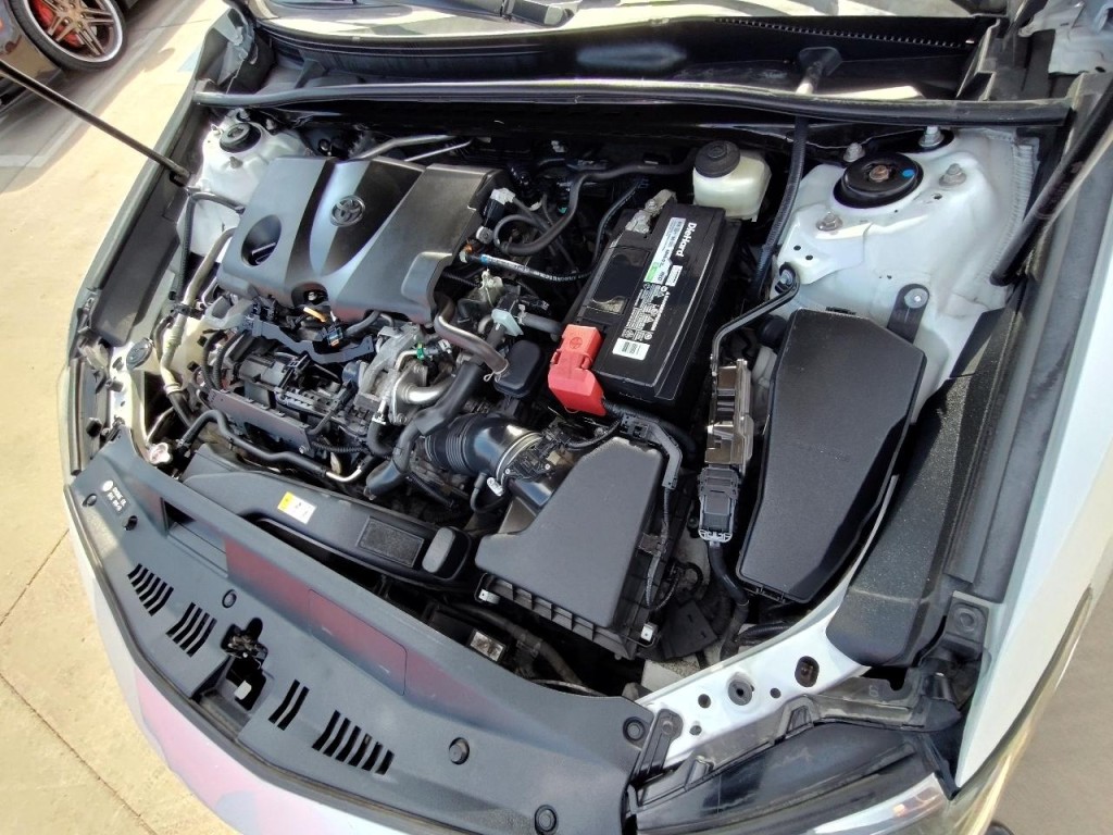 2018 Toyota Camry Image 13