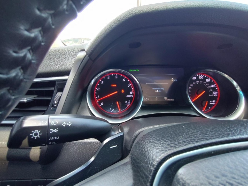 2018 Toyota Camry Image 21