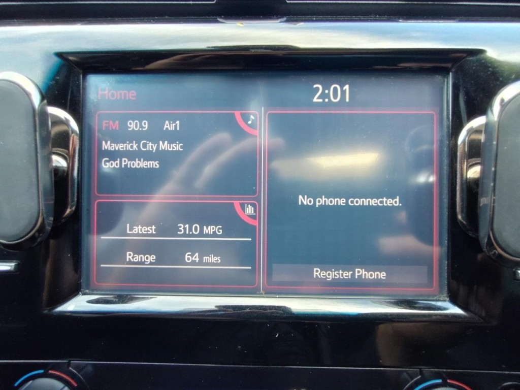 2018 Toyota Camry Image 29