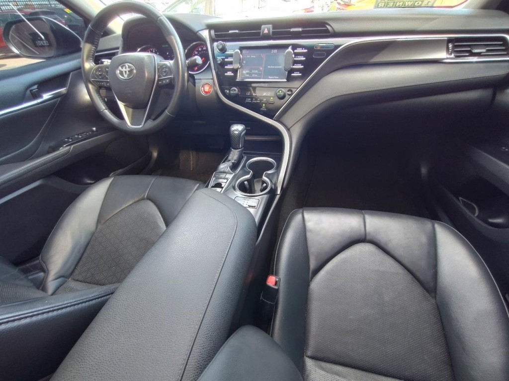 2018 Toyota Camry Image 41